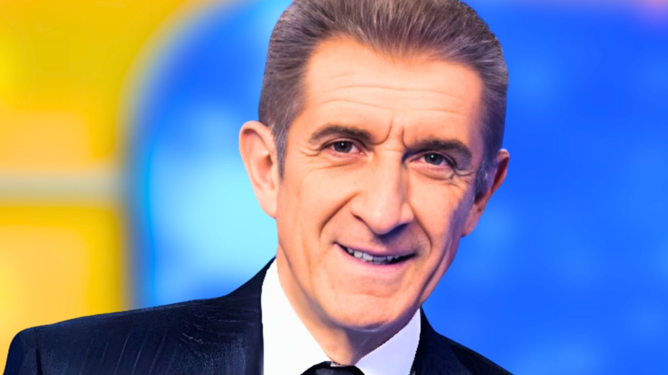 "Ezio Greggio è fuori da Striscia la Notizia", finalmente il conduttore rompe il silenzio sulle voci del futuro in Mediaset